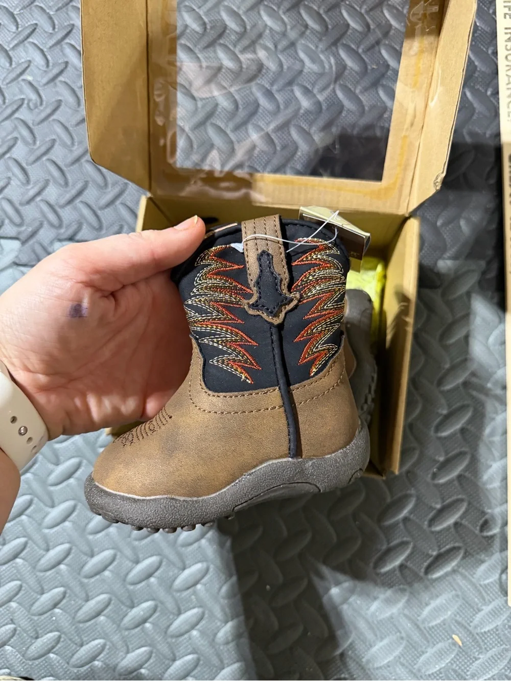 Roper nwt infant